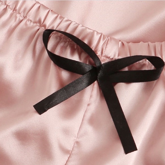 4 Piece Lingerie Set BNWT SIZE MEDIUM - Picture 6 of 16